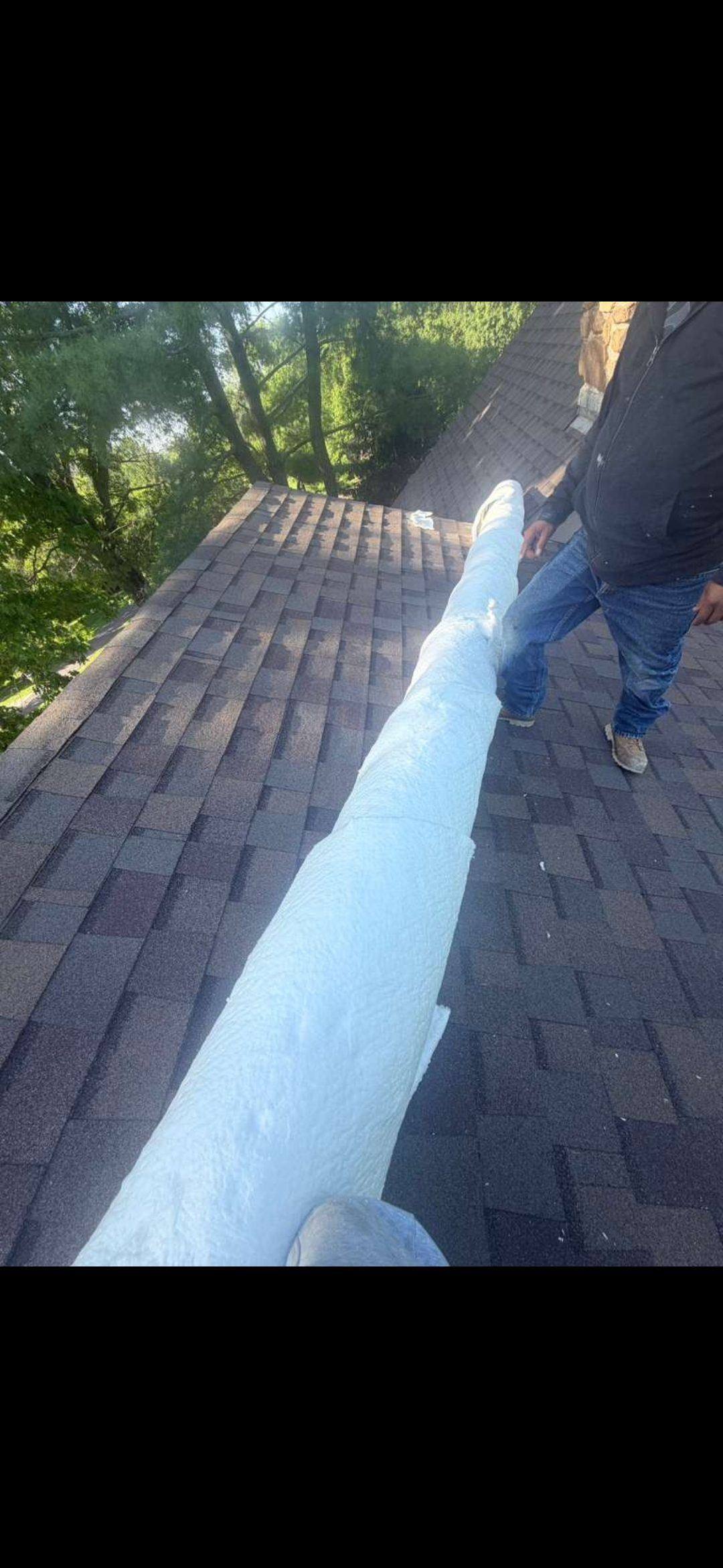 Installing an insulated stainless steel chimney liner