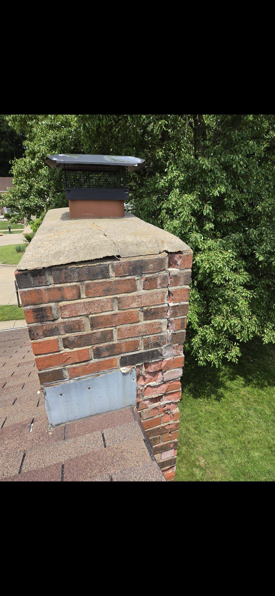 Vertical structural crack in a Maryland Heights chimney
